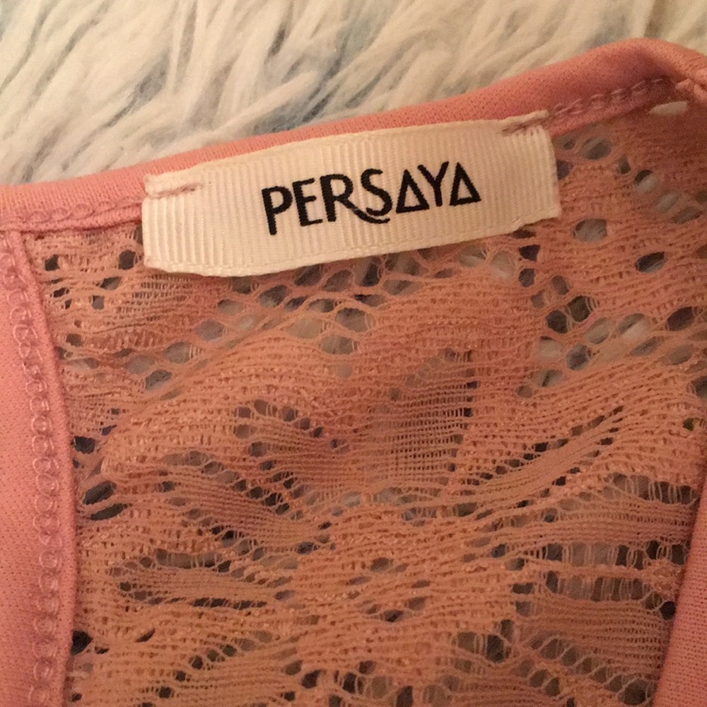 juniors pale pink shirt👚